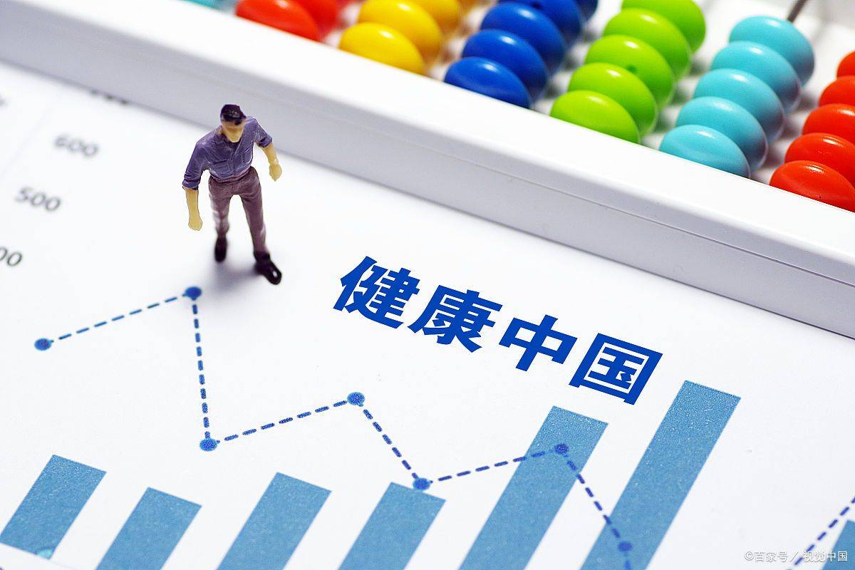 男人45歲了依然很強(qiáng) 只因?yàn)閳?jiān)持以下幾個動作